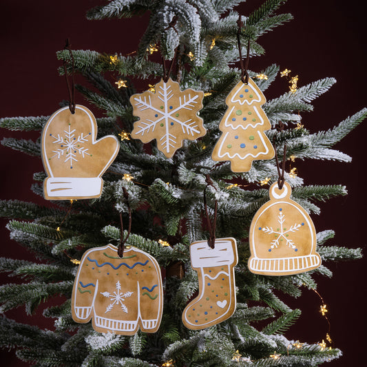 Faux Gingerbread Ornament Set